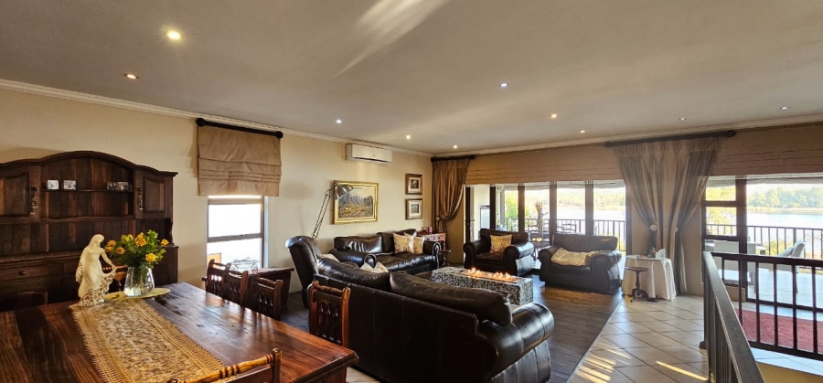 4 Bedroom Property for Sale in Birdwood Estate North West